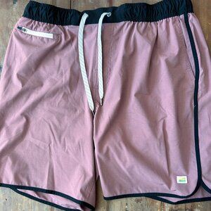 Vuori Mens Short Banks